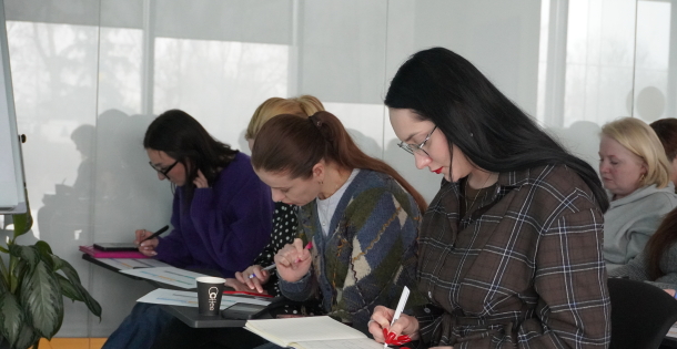 Від бізнес-плану до внутрішньої стійкості: нові заняття проєкту «Повір»