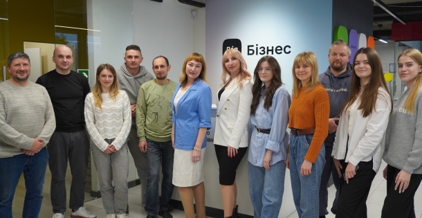 Як відбувалась освітньо-грантова програма для військовослужбовців та їхніх родин «Траєкторія 2» на базі центру Дія.Бізнес у Тернополі