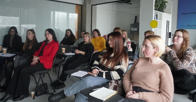 Вміння презентувати власні ідеї: заняття проєкту «Повір»