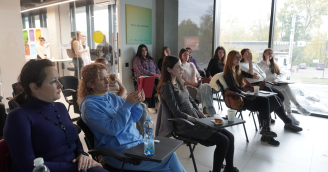 Учасниці проєкту «Повір» занурилися у тему маркетингу