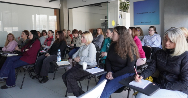 Другий місяць проєкту «Повір»: два напрями навчання